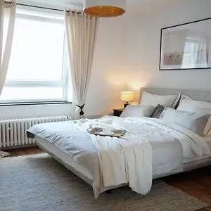 elegantes-modernes-messe-apartment-hannover-laatzen.hannover-hotel.net/